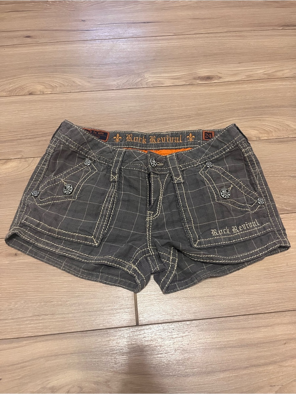 Rock Revival Gray Plaid Low-Rise Jean Shorts size 24